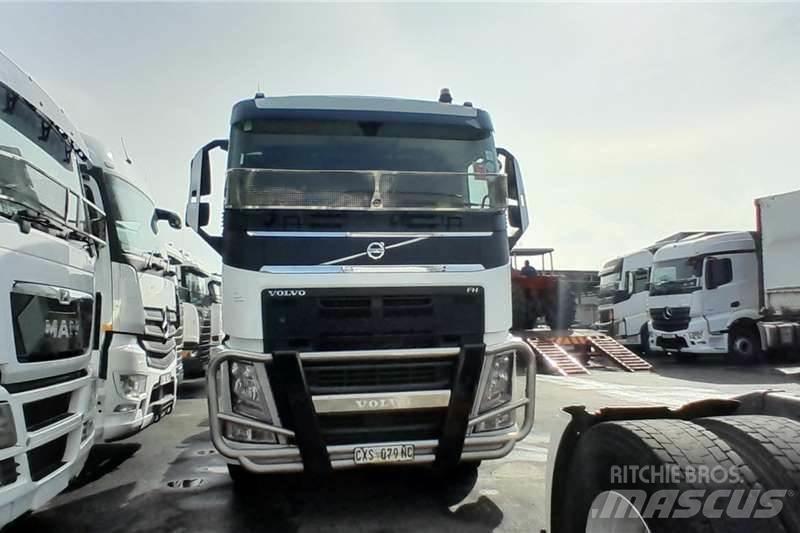 Volvo FH440 Вантажівки / спеціальні