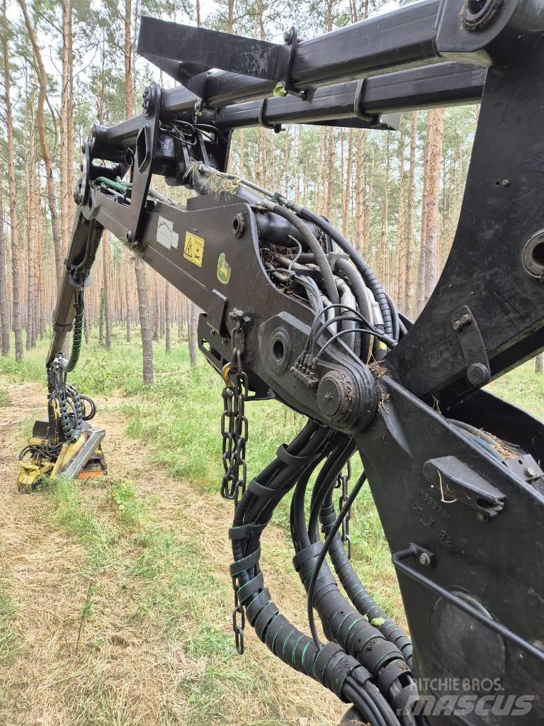 John Deere 1270 G Харвестери