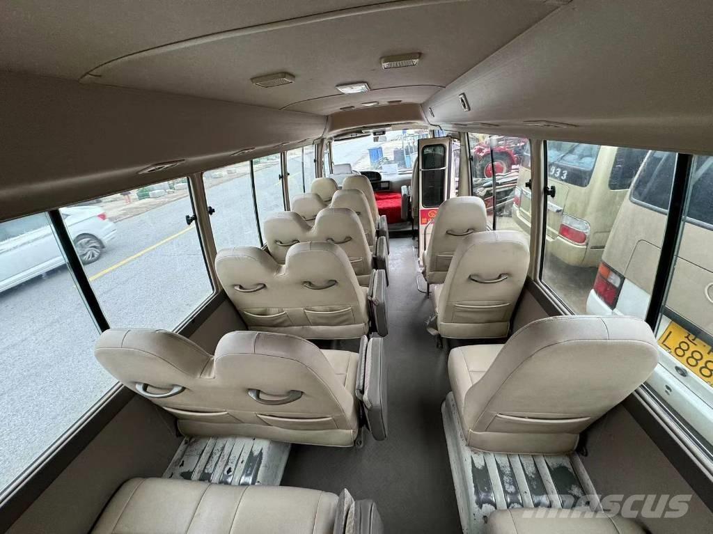 Toyota Coaster Bus Мікроавтобуси