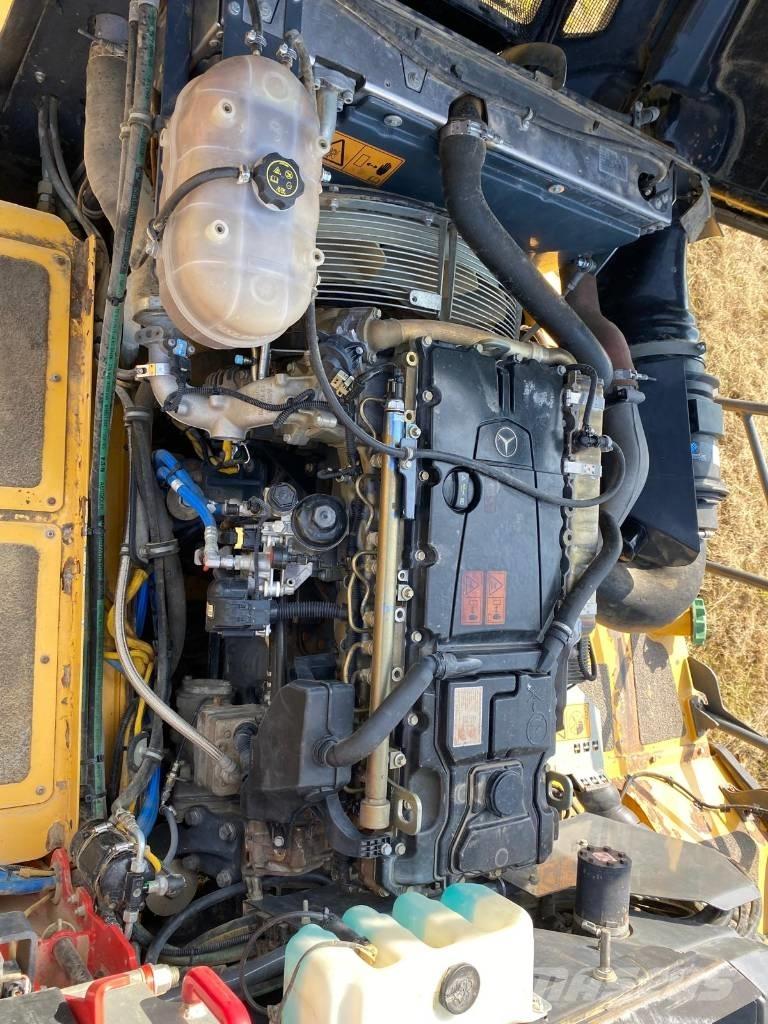 Bell B 30 E Зчленовані самоскиди