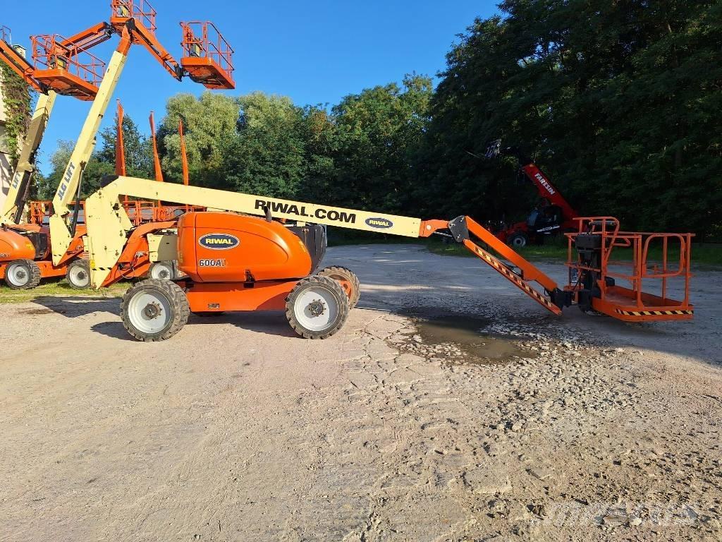 JLG 600AJ Колінчаті підйомники