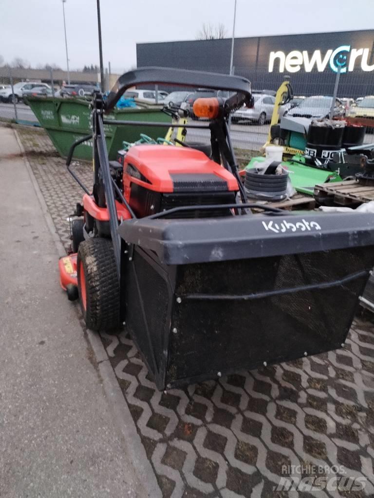Kubota GZD 21 Самохідні газонокосарки