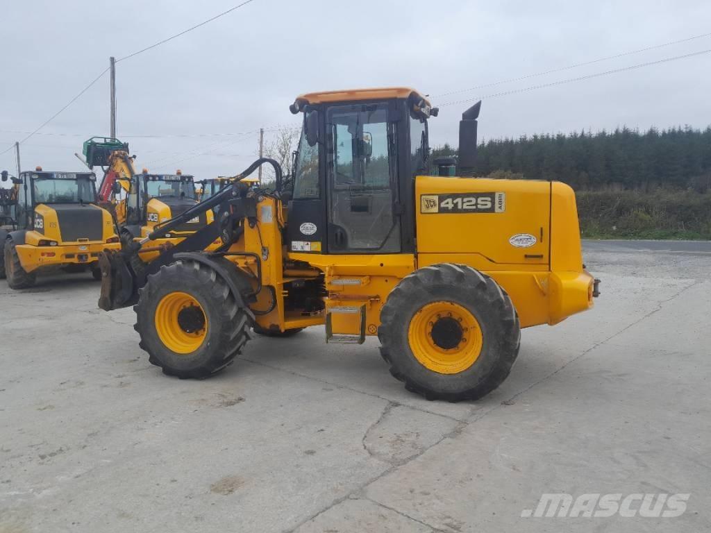 JCB 412 Телескопічний навантажувач