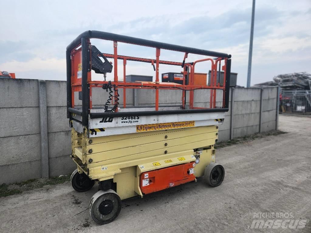 JLG 3246 ES Підйомники-ножиці