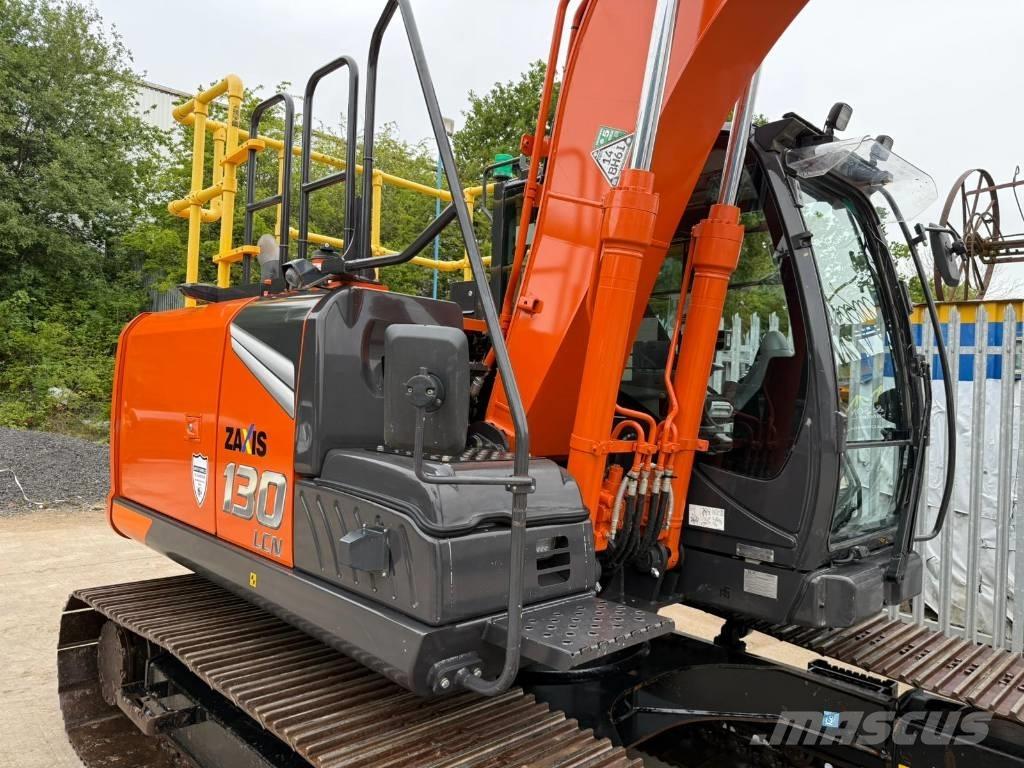 Hitachi ZX130-7 Гусеничні екскаватори
