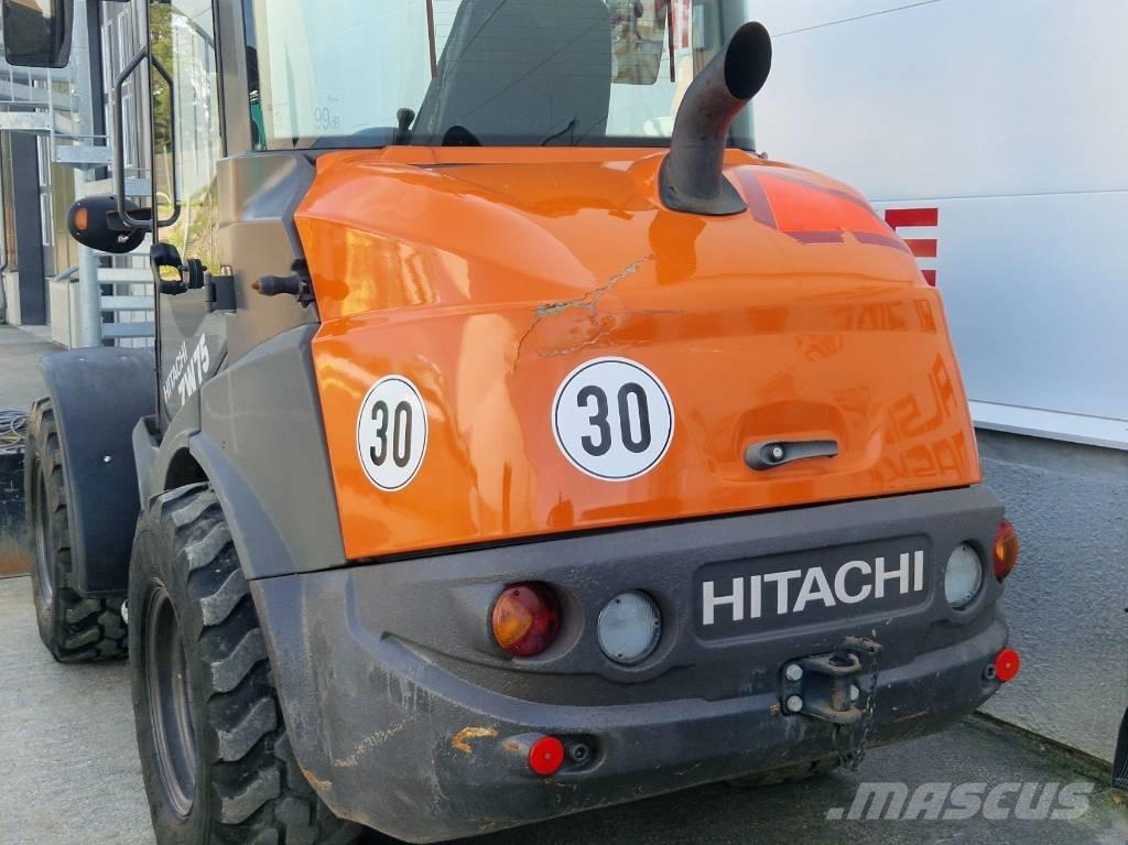 Hitachi ZW 75-6 Фронтальні навантажувачі
