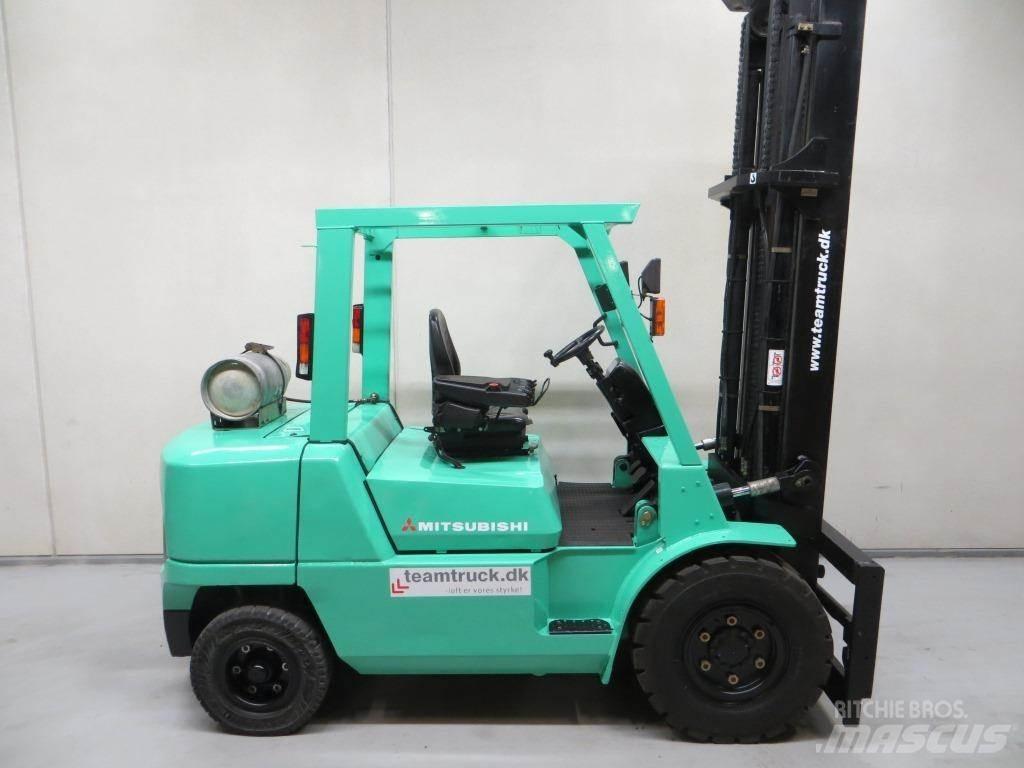 Mitsubishi FG45K2 Газові навантажувачі
