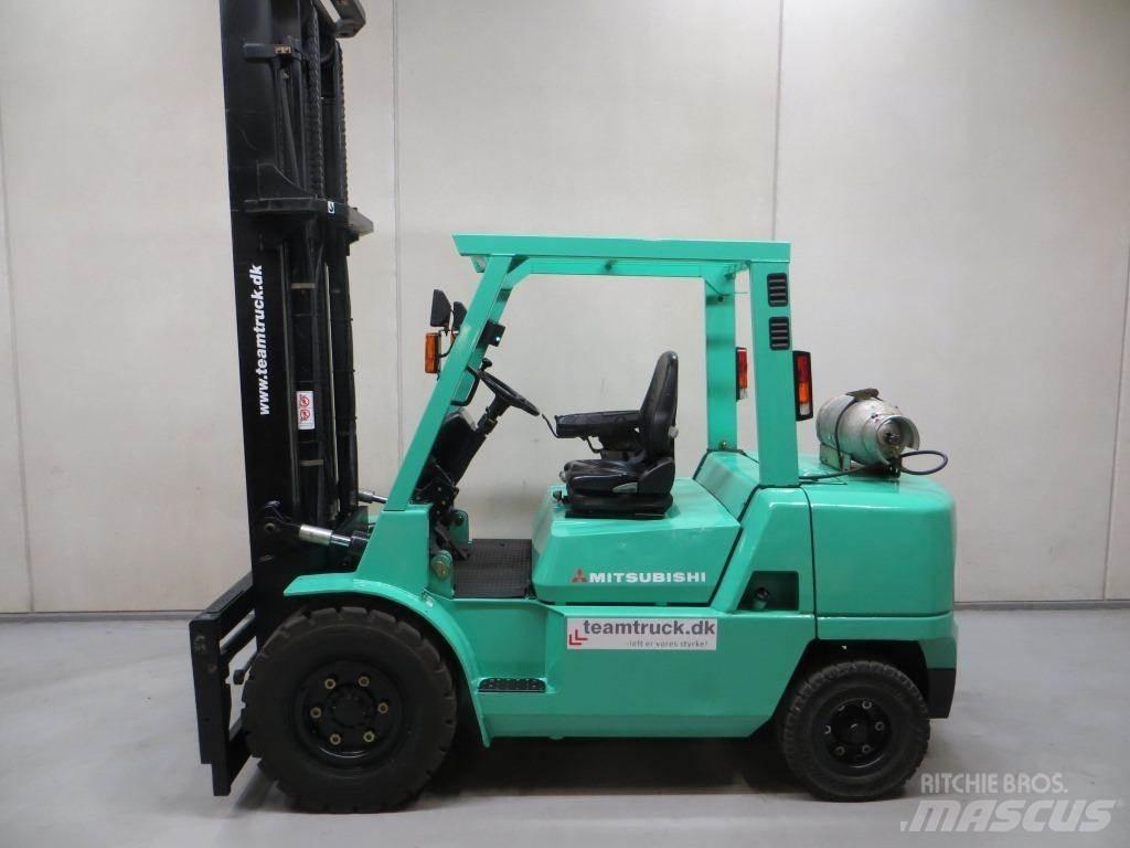 Mitsubishi FG45K2 Газові навантажувачі