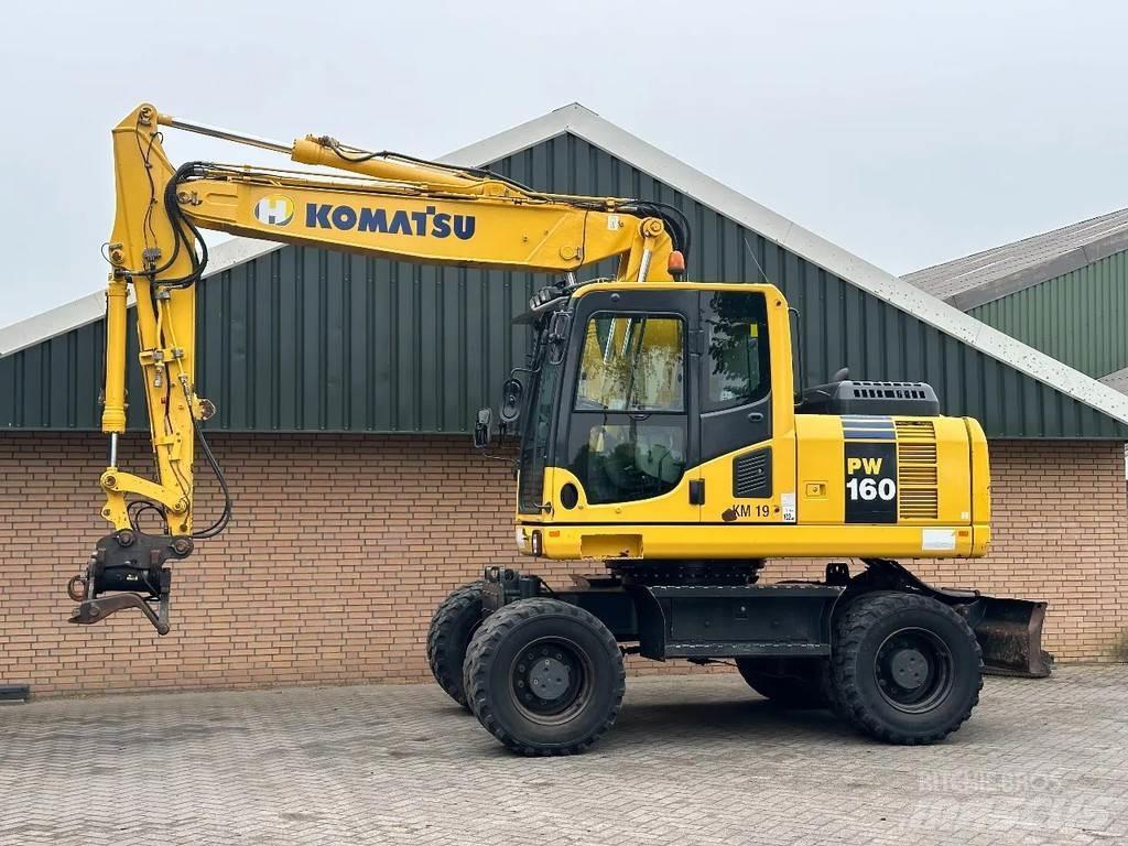 Komatsu PW160-8 Колісні екскаватори