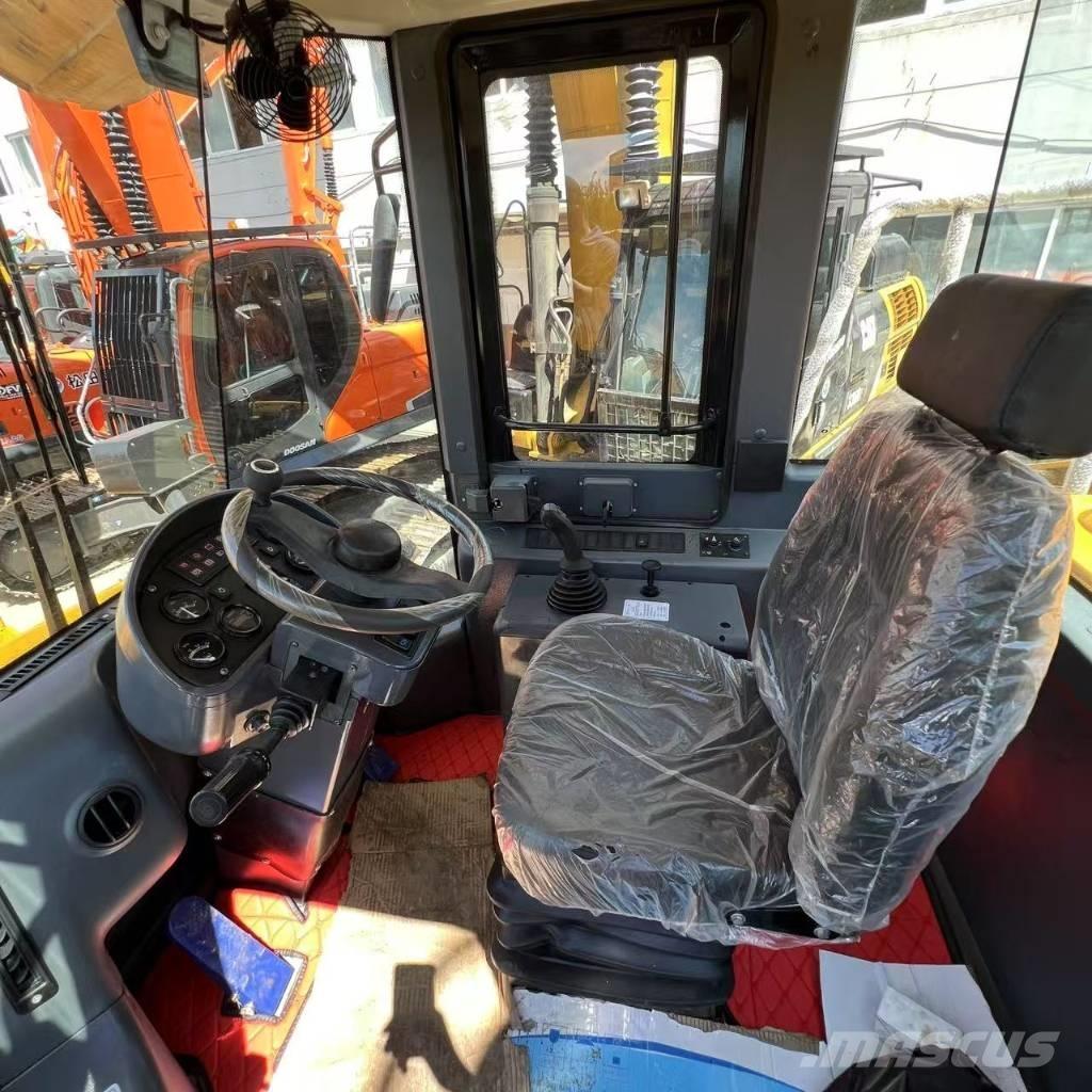 SDLG LG 958 L Фронтальні навантажувачі