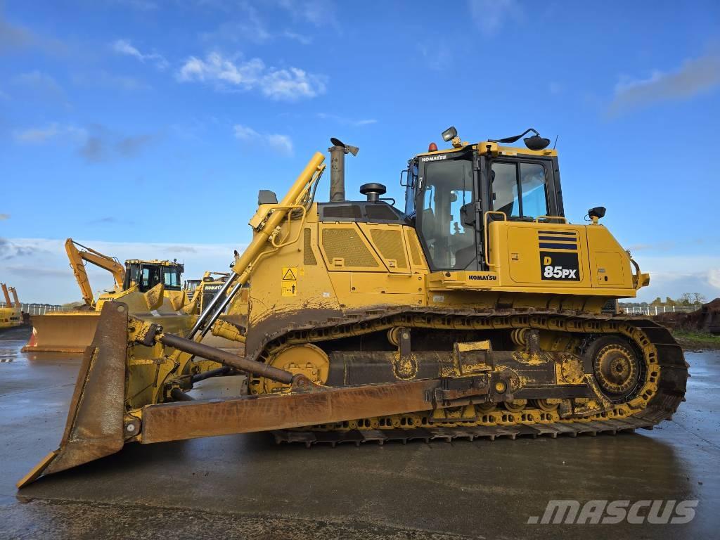 Komatsu D85PX-18 Гусеничні бульдозери