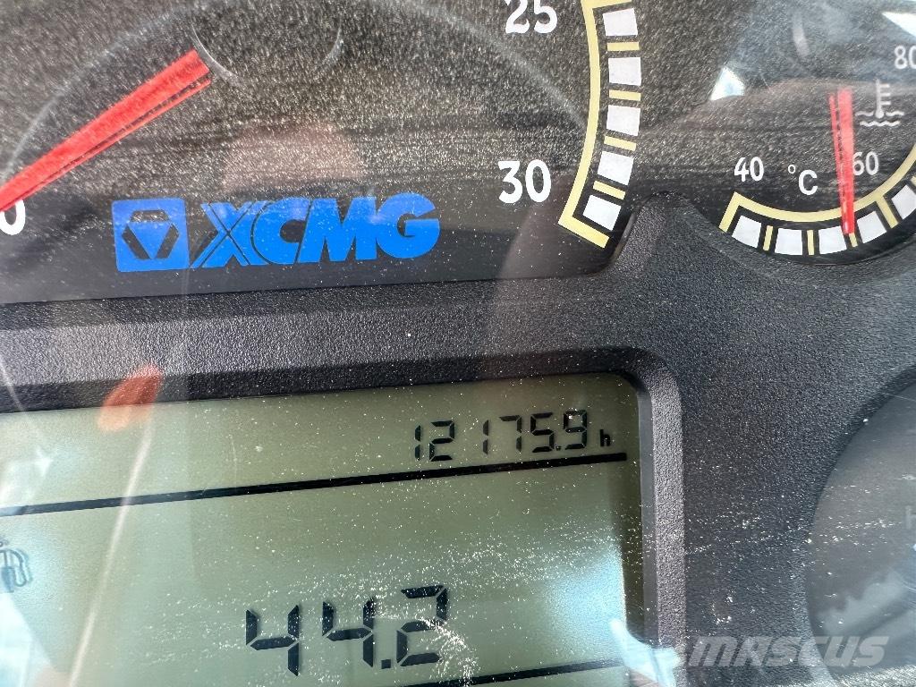 XCMG LW 700 KN Фронтальні навантажувачі