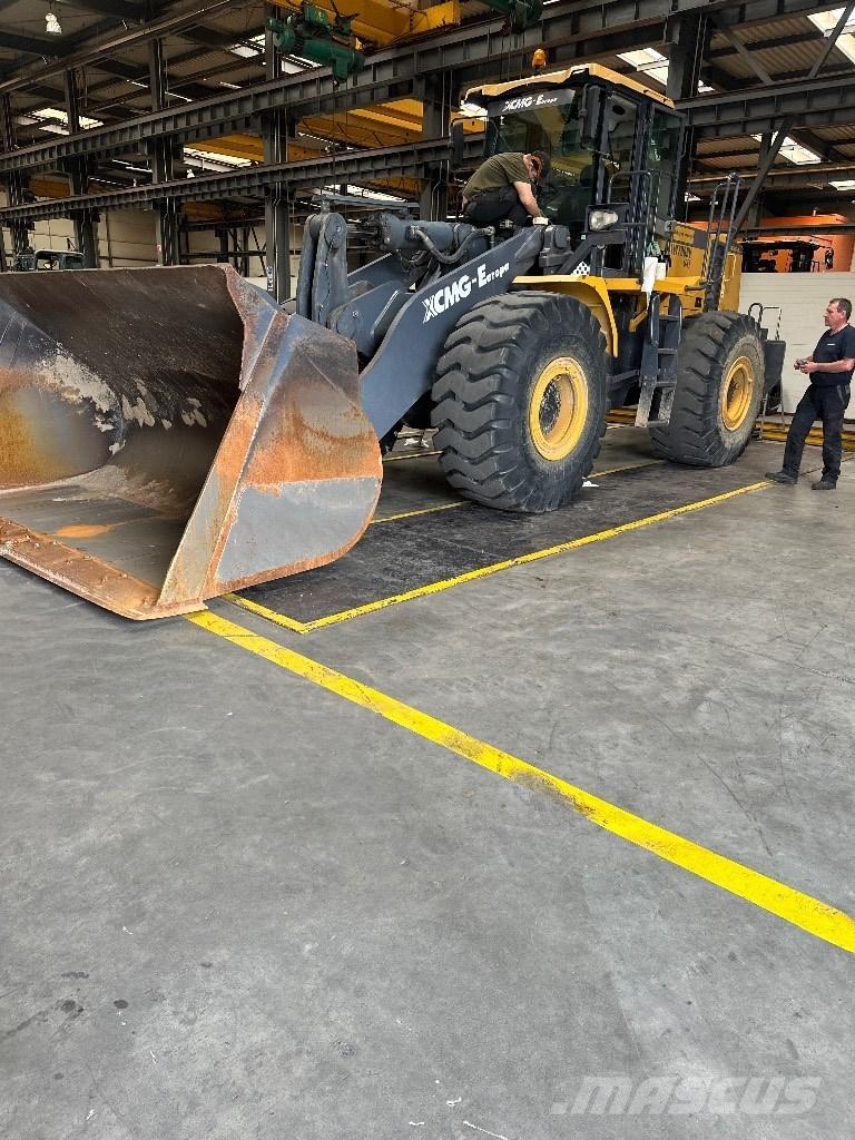 XCMG LW 700 KN Фронтальні навантажувачі