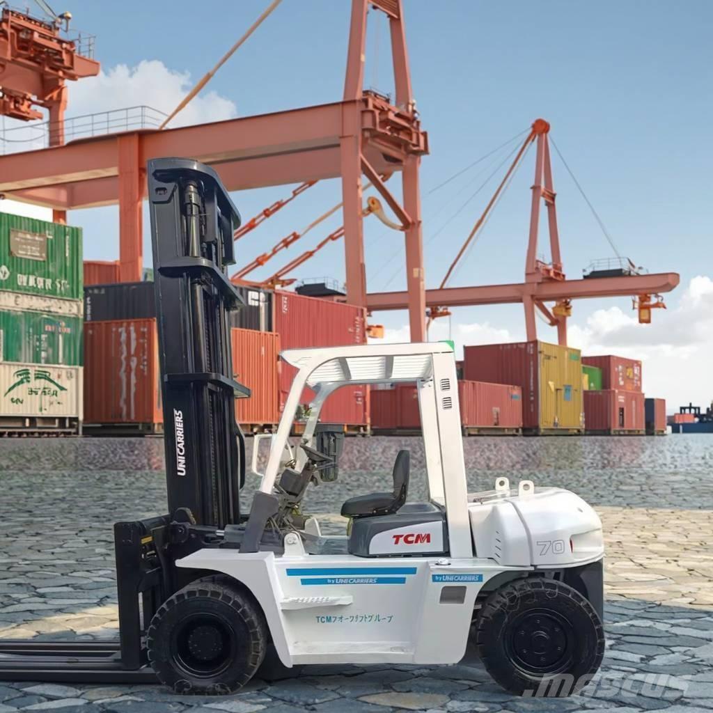 TCM FD 70 Z8 Фургони