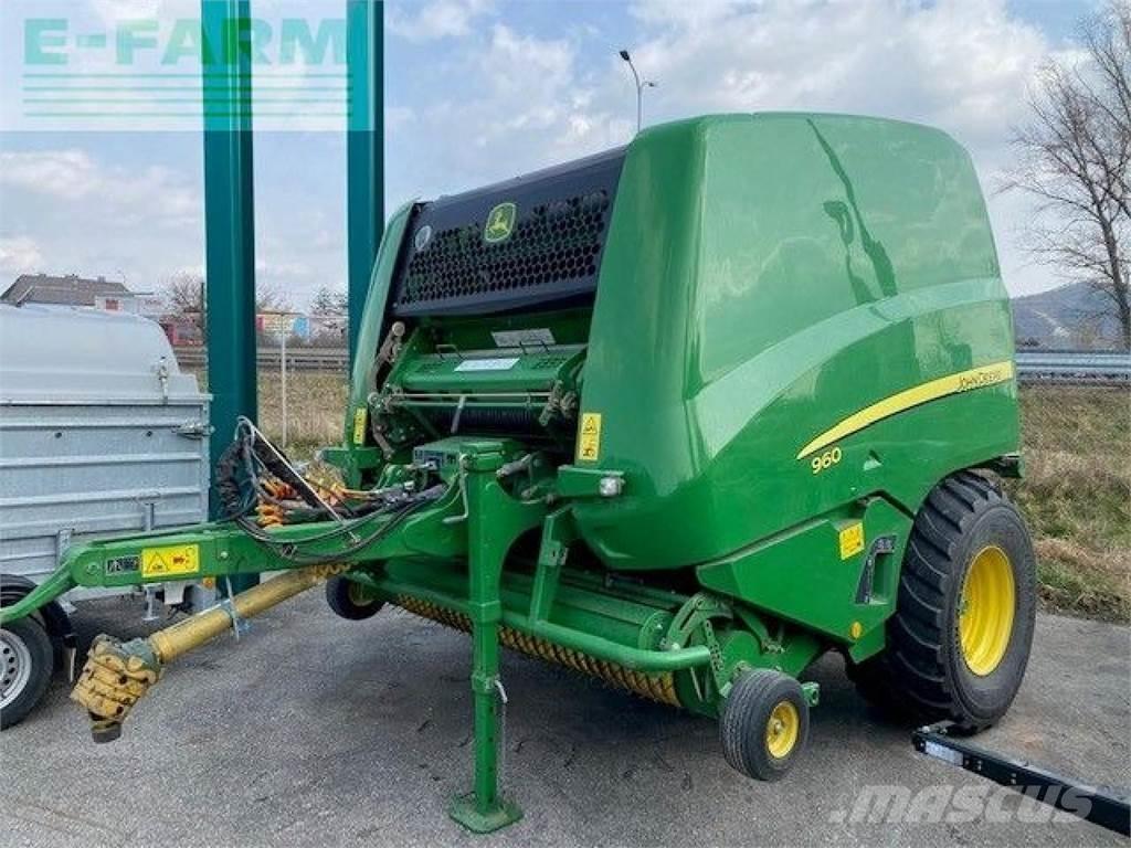 John Deere 960 Тюкові прес-підбирачі