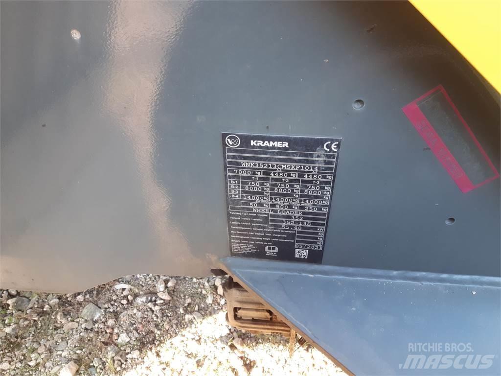 Kramer 8105 Фронтальні навантажувачі
