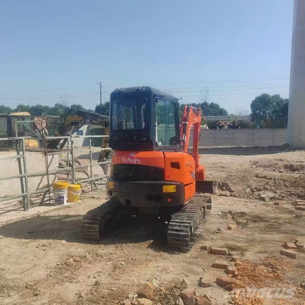 Kubota U 27 Міні-екскаватори < 7т