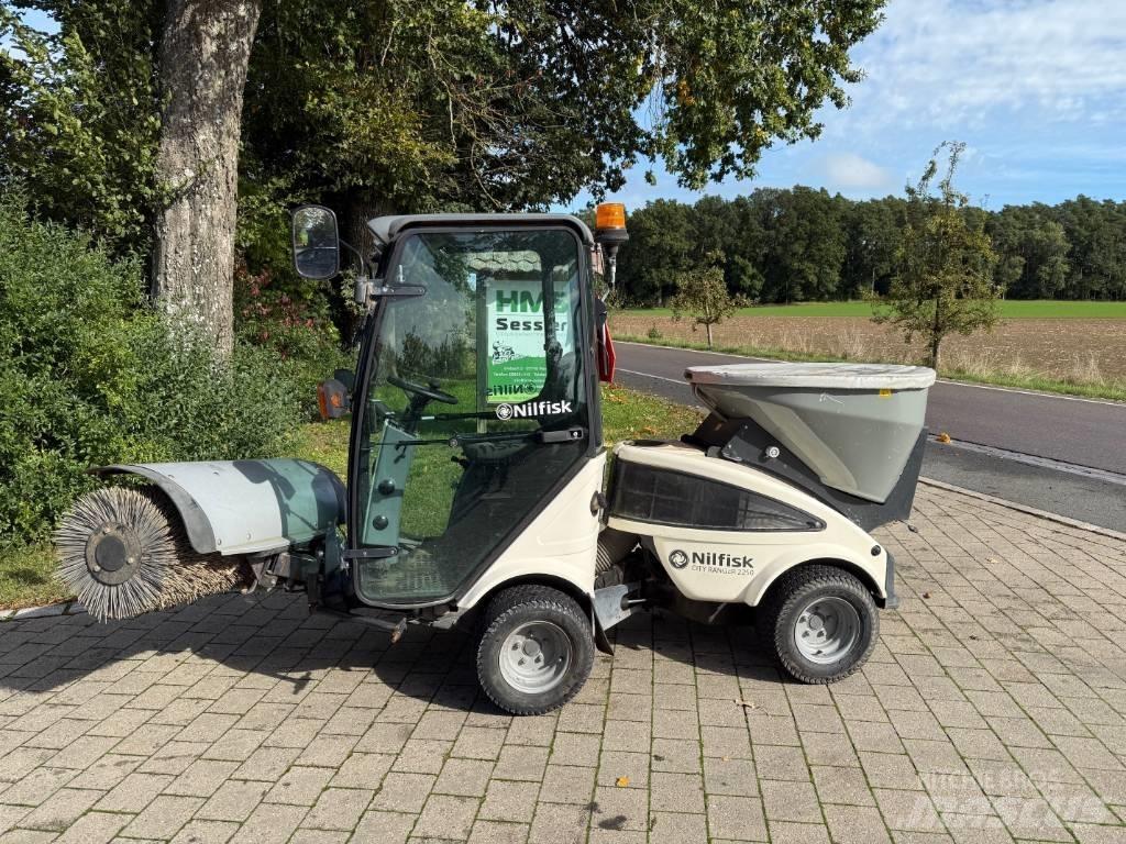 Egholm 2250 Різцетримачі для комунальних служб