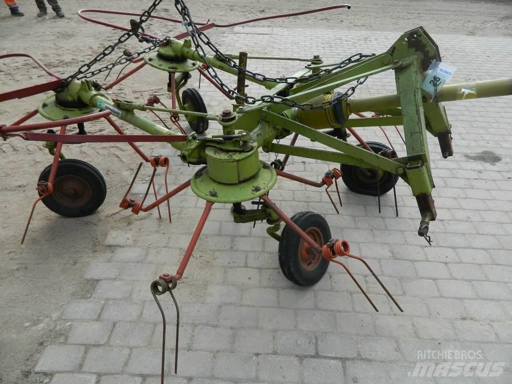 CLAAS 4 Граблі і сінозворушувачі