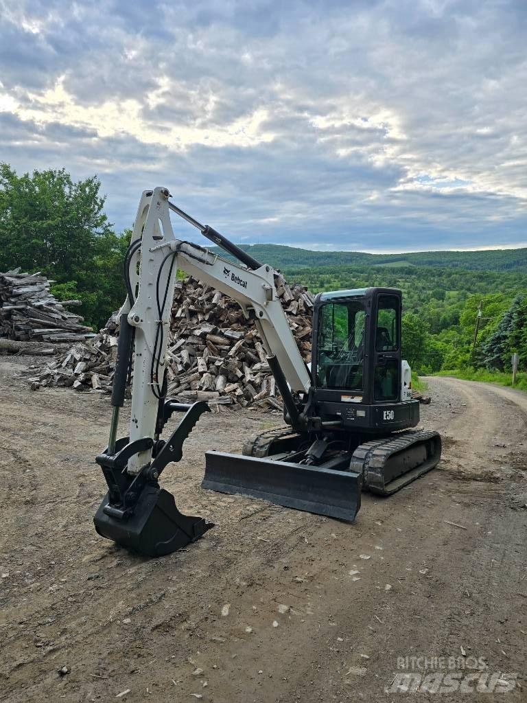 Bobcat E 50 Міні-екскаватори < 7т