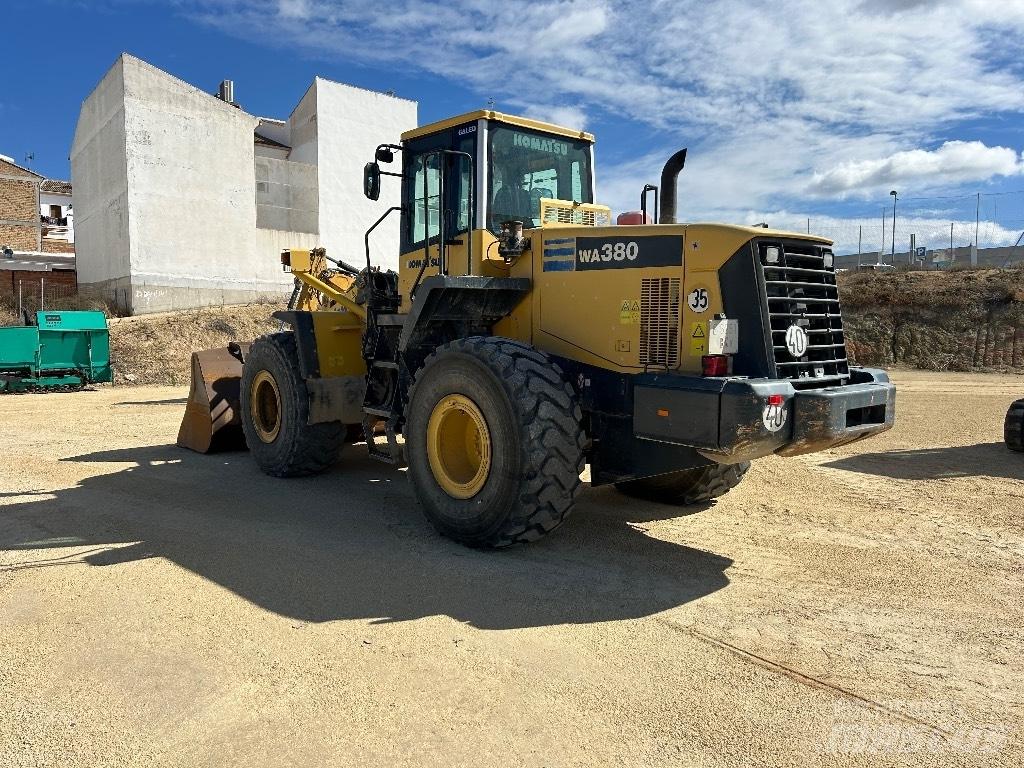 Komatsu WA 380-5 Фронтальні навантажувачі