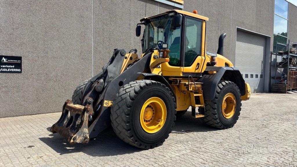 Volvo BM L 90 G Фронтальні навантажувачі