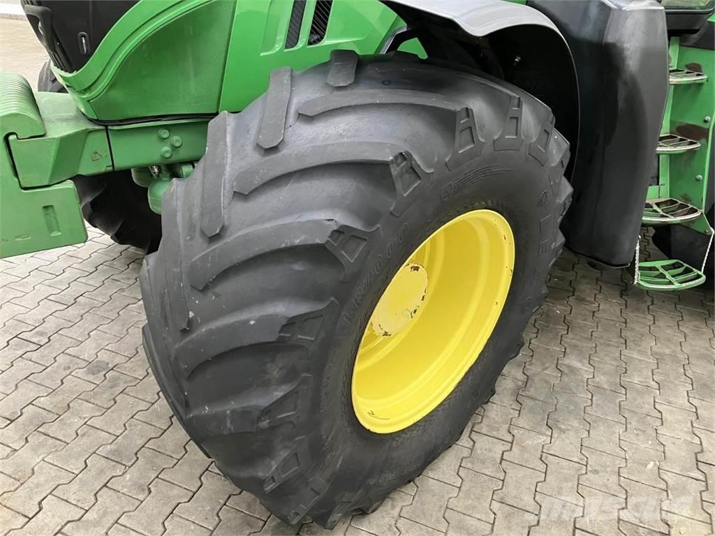 John Deere 6170R Трактори