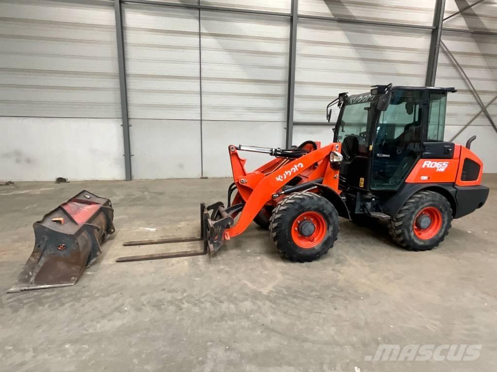 Kubota R 065 Фронтальні навантажувачі