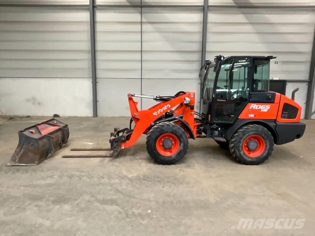 Kubota R 065 Фронтальні навантажувачі