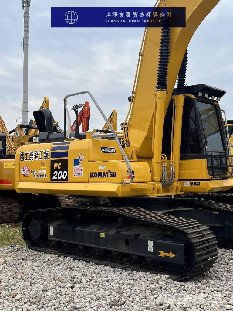 Komatsu PC 200 Гусеничні екскаватори