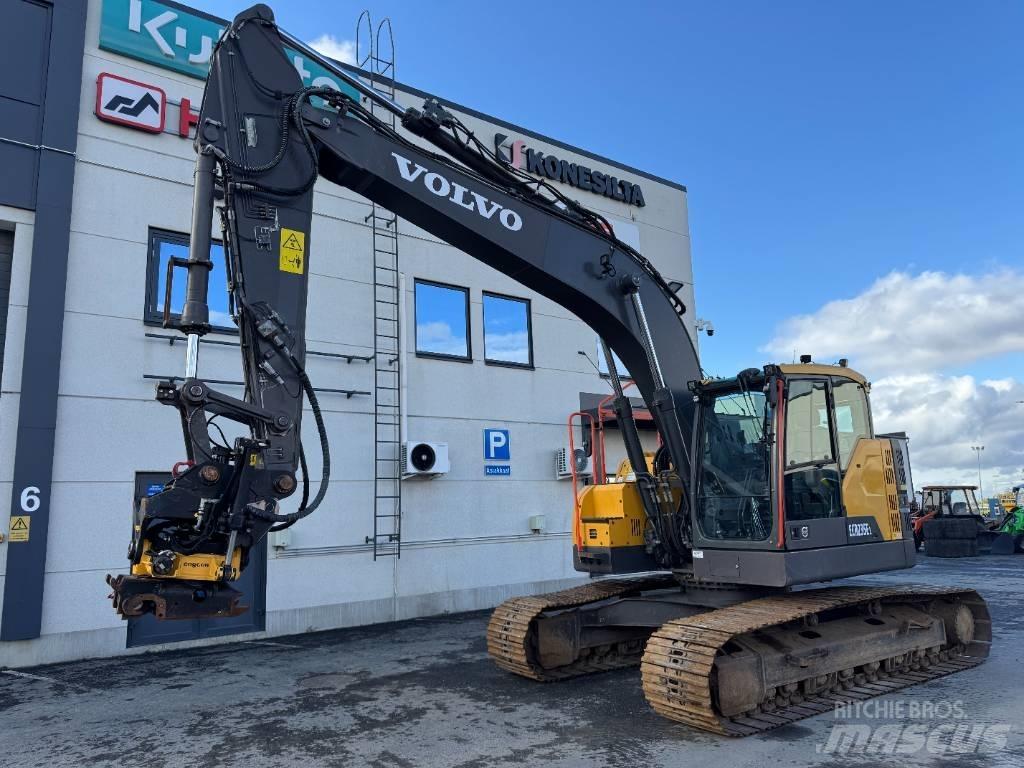 Volvo ECR 235 EL Гусеничні екскаватори