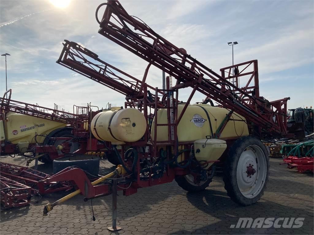 Hardi TZY 2400 Причіпні обприскувачі