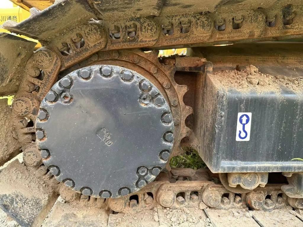 Komatsu PC240-8 Гусеничні екскаватори