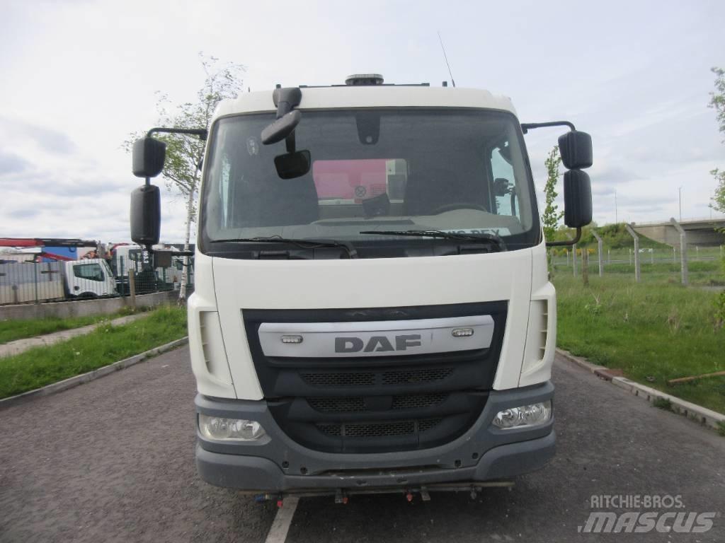DAF 55.220 Прибиральні машини