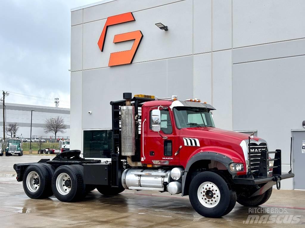 Mack Granite Евакуатори