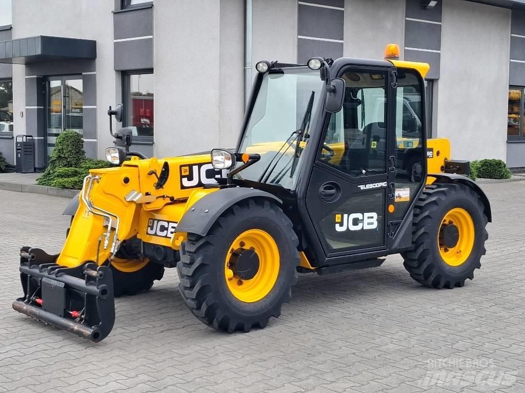 JCB 525-60 Телескопічні навантажувачі