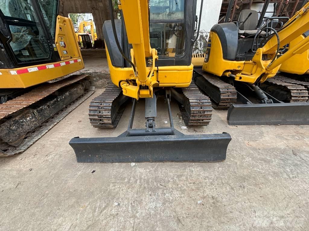 Komatsu PC35MR Міні-екскаватори < 7т