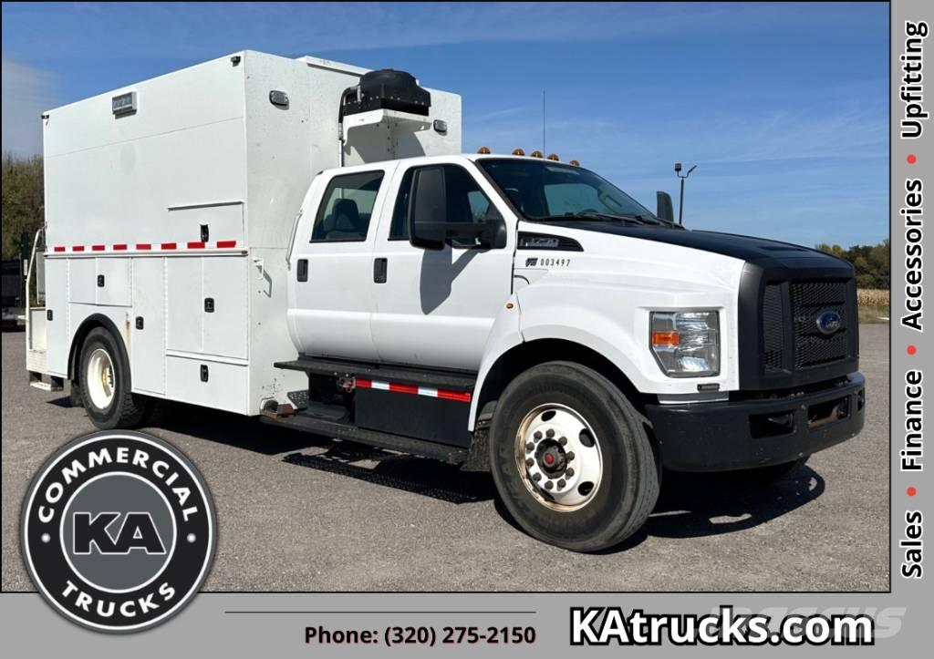Ford F 750 SD Пікапи / Бічне розвантаження