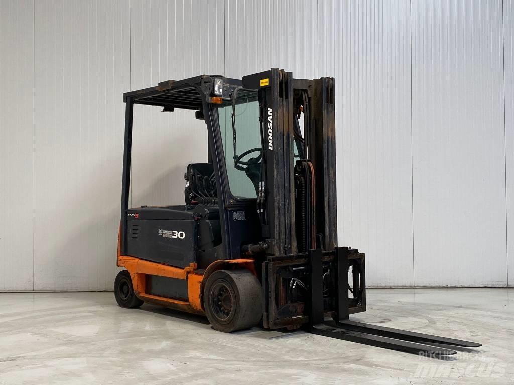 Doosan B30X-5 Електронавантажувачі
