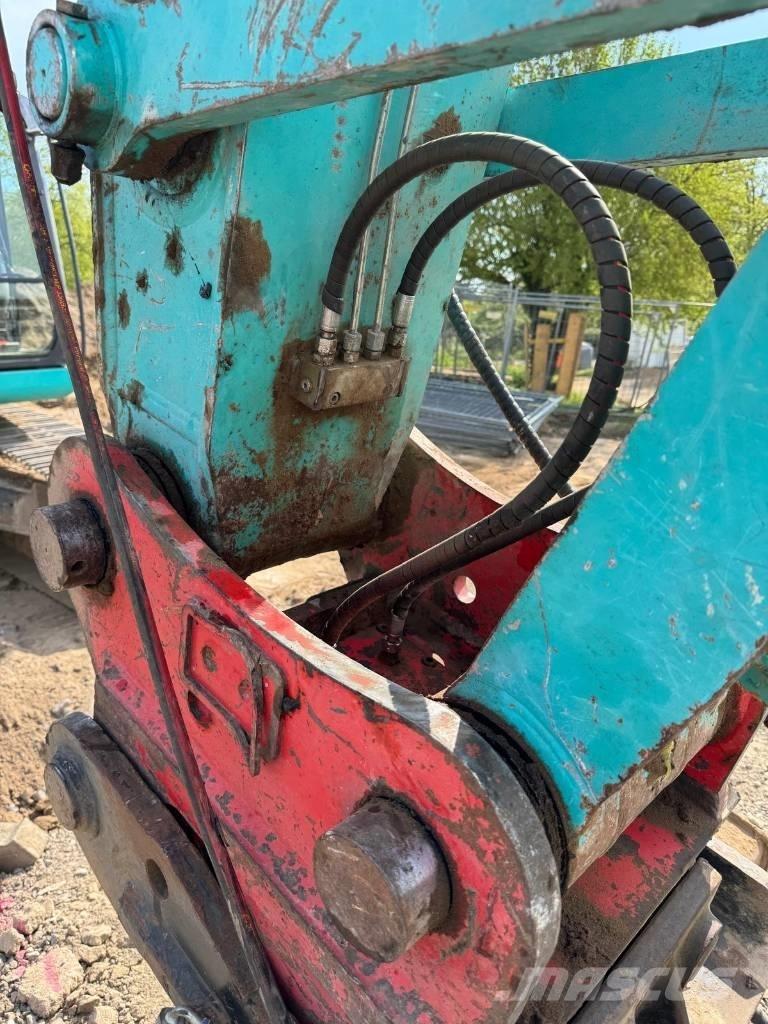 Kobelco SK260NLC-9 Гусеничні екскаватори