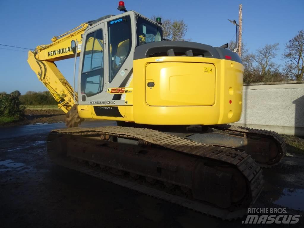 Kobelco SK 235 Гусеничні екскаватори