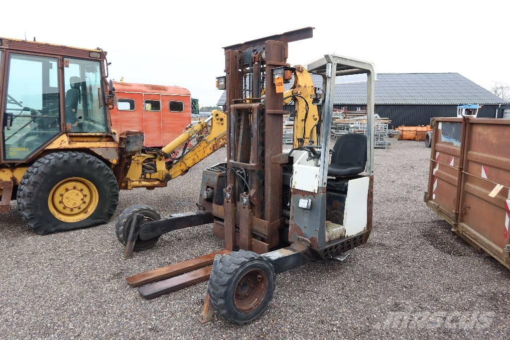 TCM TKL 3 x 3-M Навісні вилочні підйомники для вантажівок