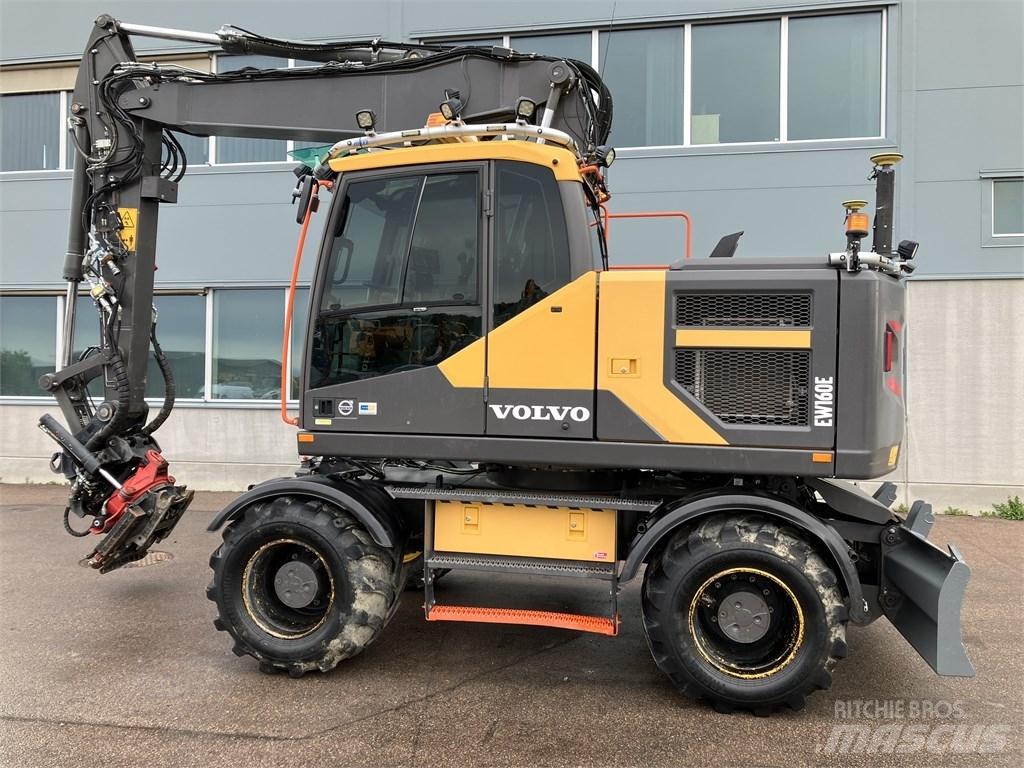 Volvo EW 160 E Колісні екскаватори