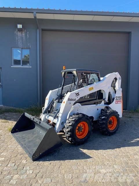 Bobcat S 250 Міні-навантажувачі