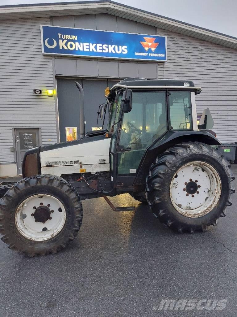 Valtra Valmet 900 Трактори
