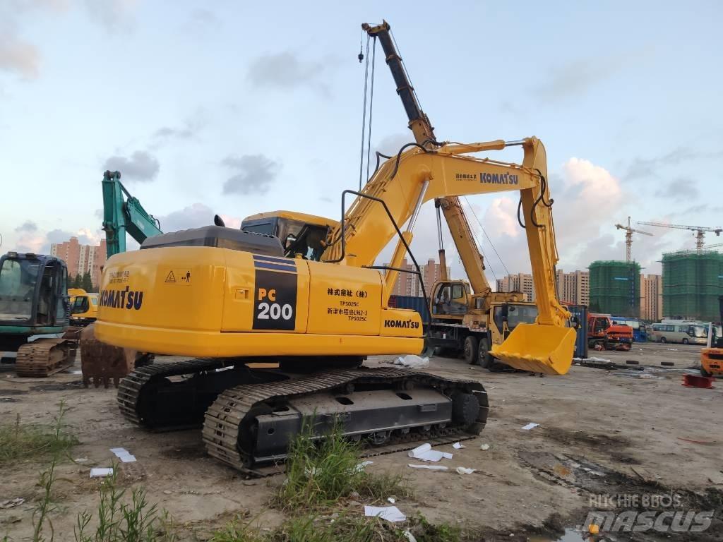 Komatsu PC 200-7 Середні екскаватори 7т. - 12т.