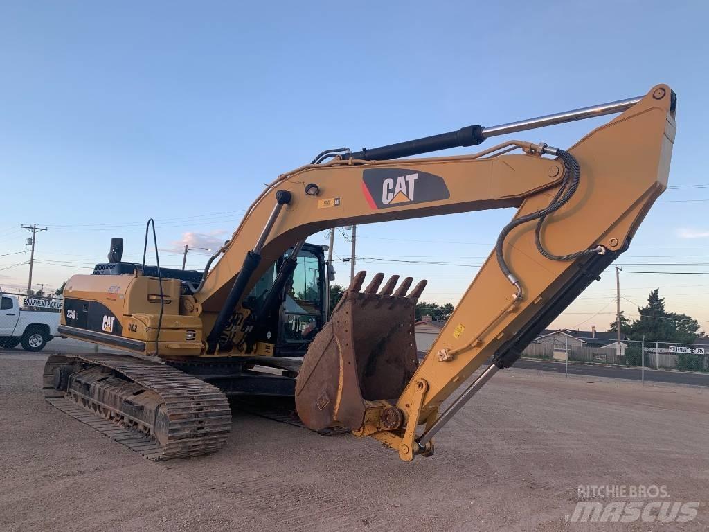 CAT 324 D L Гусеничні екскаватори