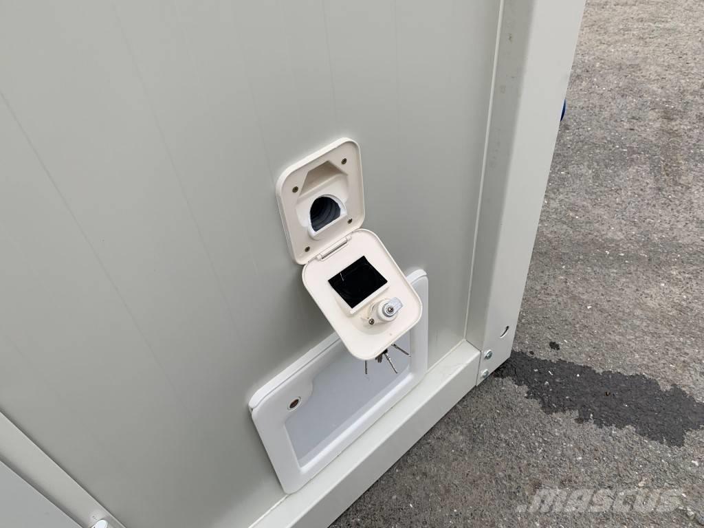 BASE DE VIE 2.4X3.5M Спеціальні контейнери