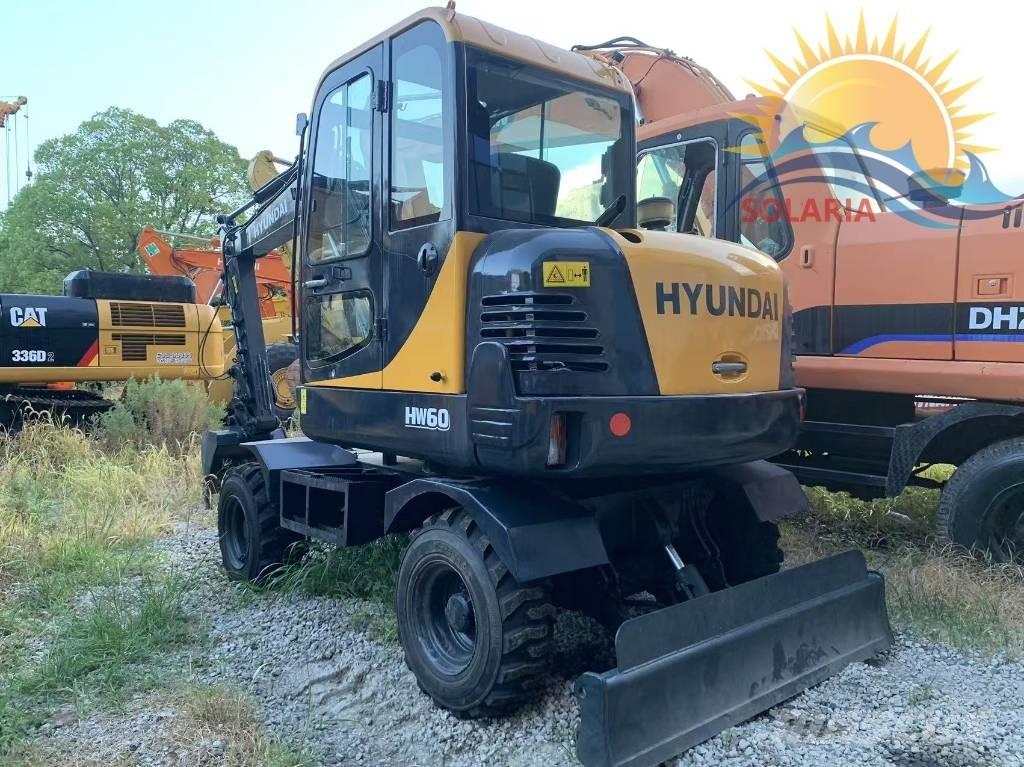 Hyundai R60W HW Колісні екскаватори