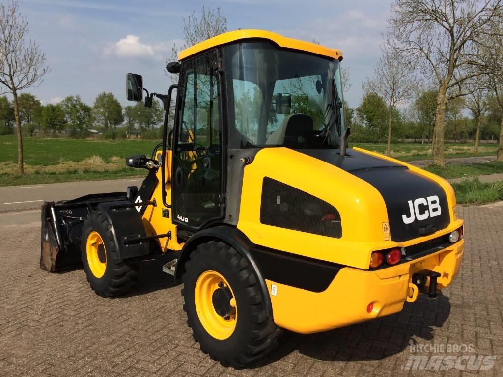 JCB 406 Фронтальні навантажувачі